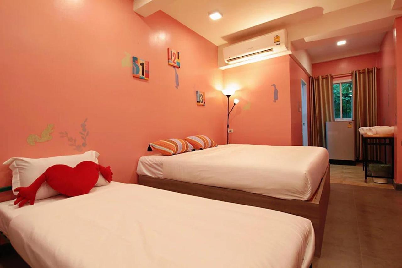 R 17 Living Hotel Bangkok Esterno foto